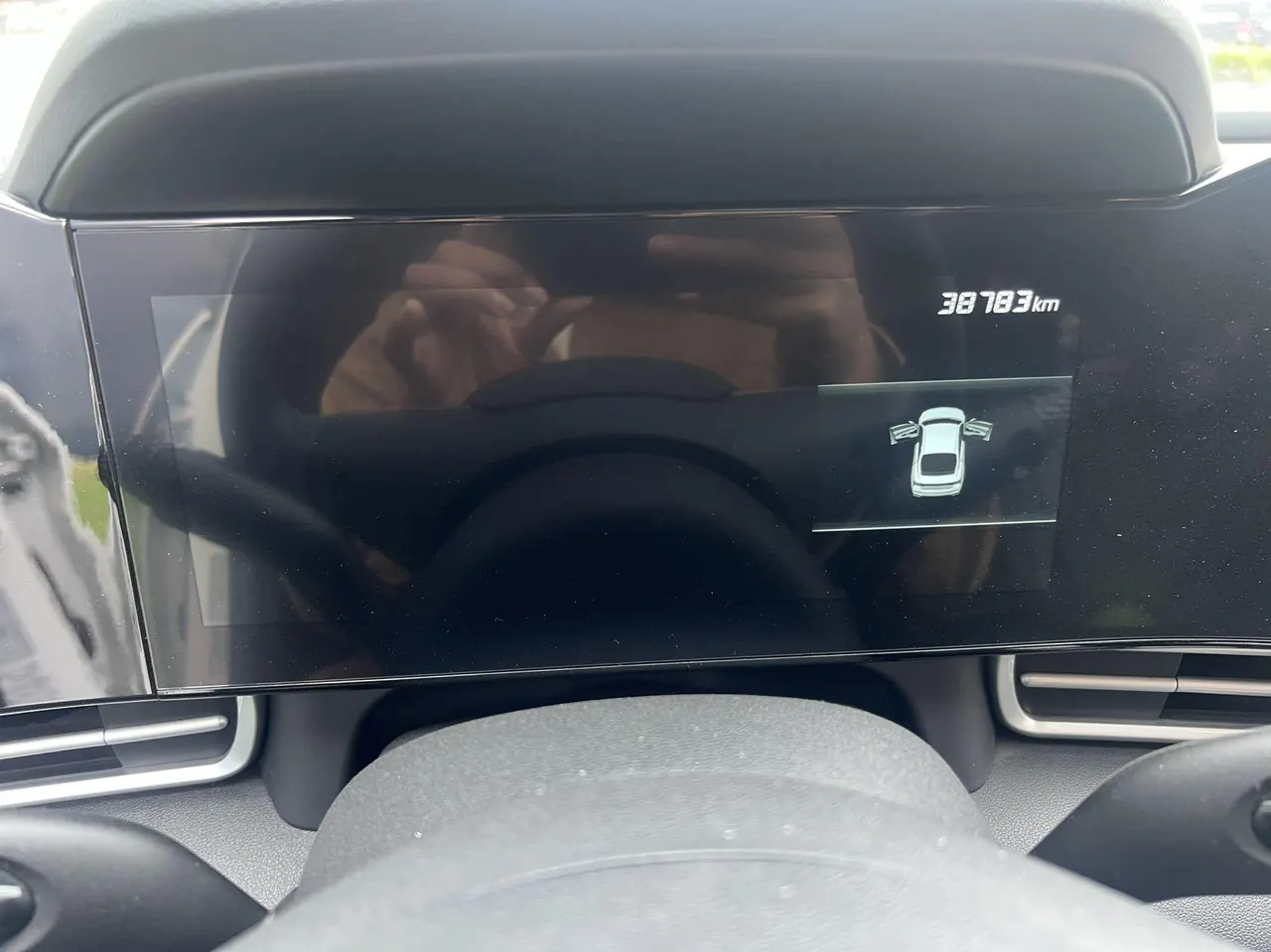 Hyundai 2022 Elantra -3-compartment 1.5 stepless LUX premium automatic gear 8