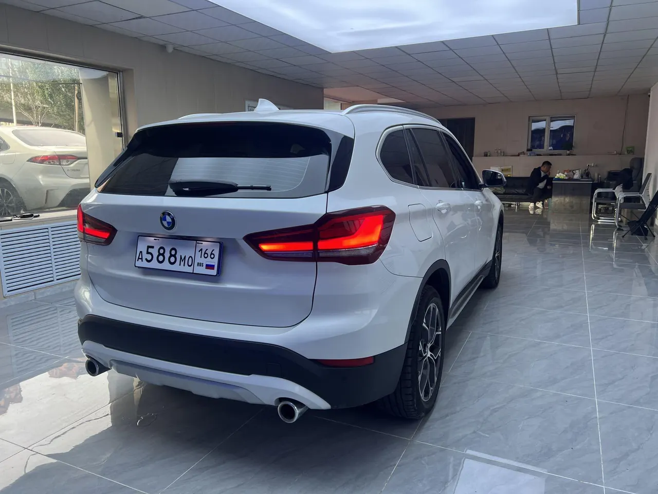 BMW 2022 X1 sDrive20Li 1.5T exclusive automatic gear 6