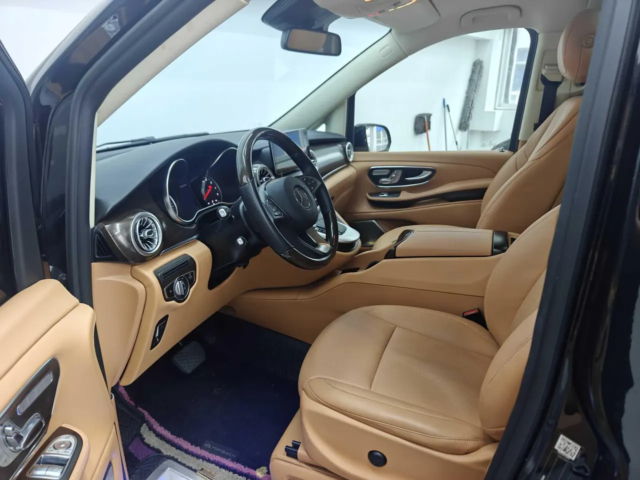 Mercedes Benz V 2021V 260 2.0T Premium Edition Automatic Gear 2