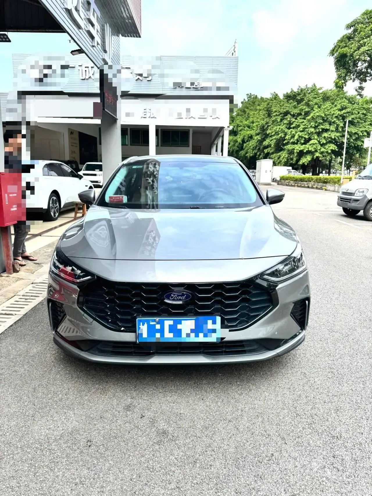 Ford 2022 Fox -3-compartment 1.5T EcoBoost 180 Competitive Edition Automatic Gear 2