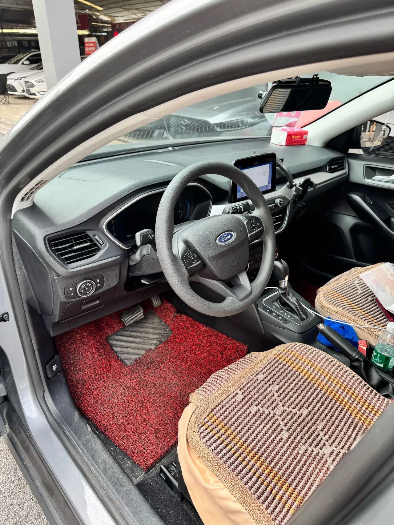 Ford 2022 Fox -3-compartment 1.5T EcoBoost 180 Competitive Edition Automatic Gear 5