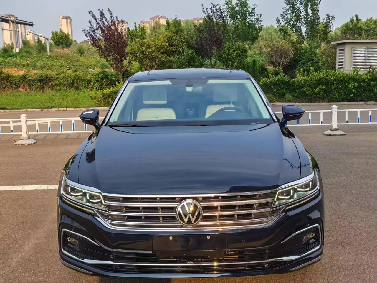 Volkswagen 2021 Hui Ang 2.0TSI 380TSI Premium Edition Automatic Gear 3