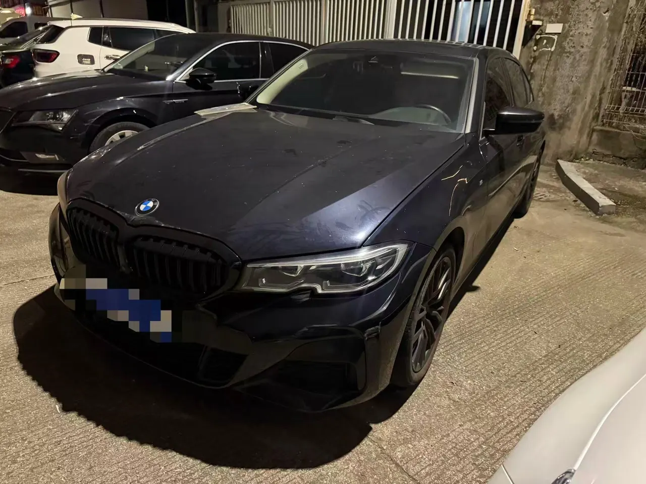BMW 3 Series 2022 325Li 2.0T M Sports Obsidian Night Kit (Changed) Automatic Gear 2