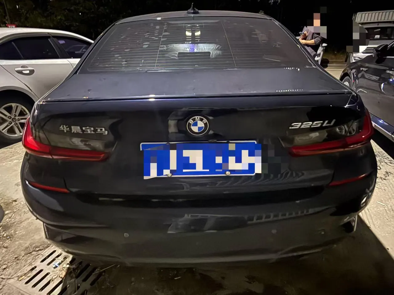 BMW 3 Series 2022 325Li 2.0T M Sports Obsidian Night Kit (Changed) Automatic Gear 3