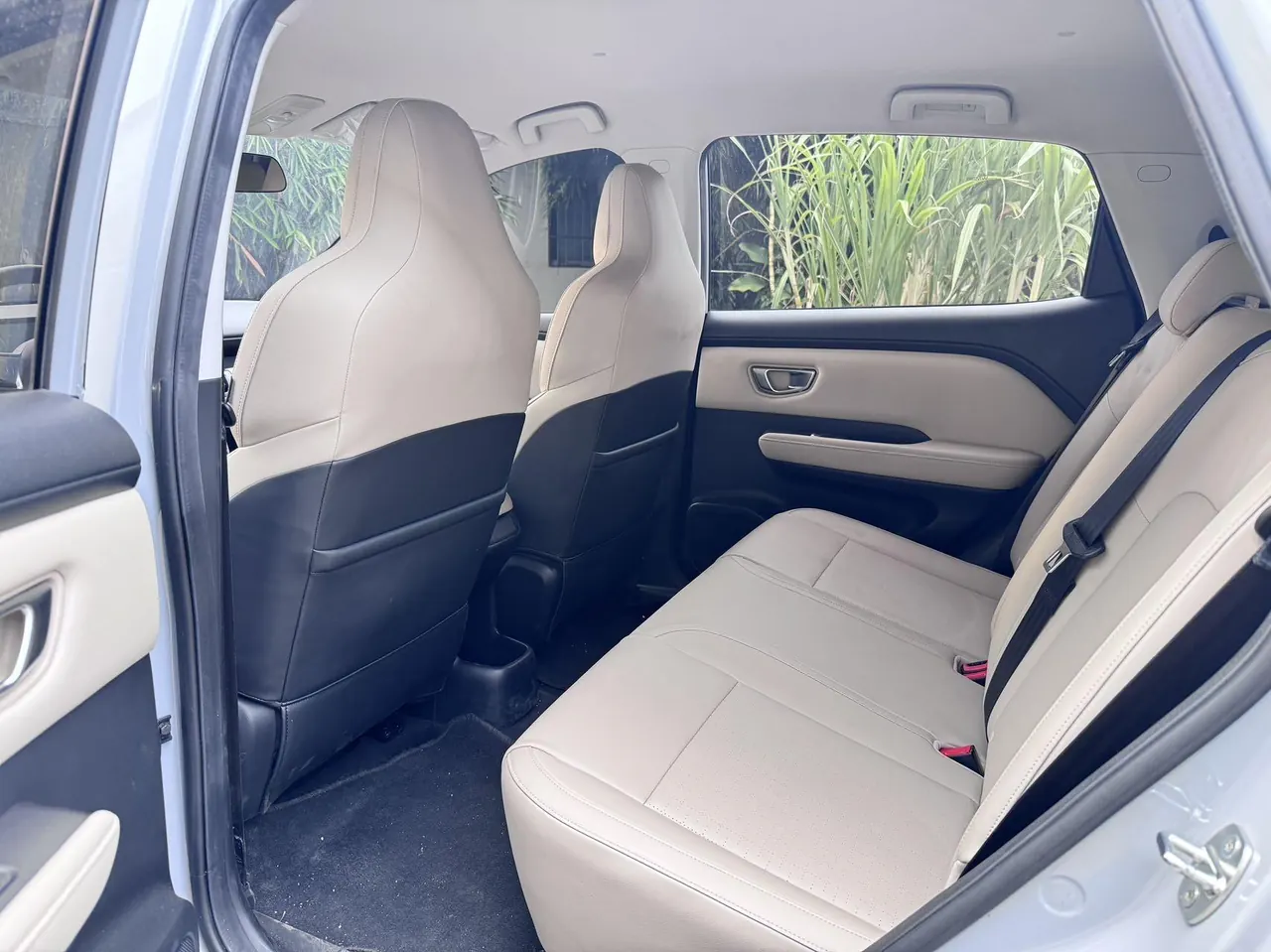 WuLing 2024 Plantronics PLUS 401km Five-seat Edition Automatic Gear 8