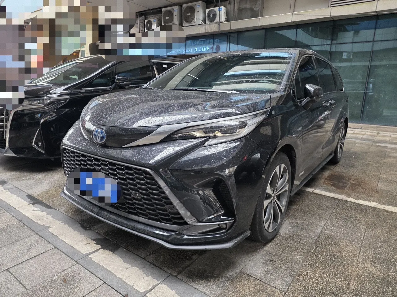 Open image lightbox: Toyota 2022 Grevia HYBRID 2.5 Stepless Zunjue Edition Automatic Gear
