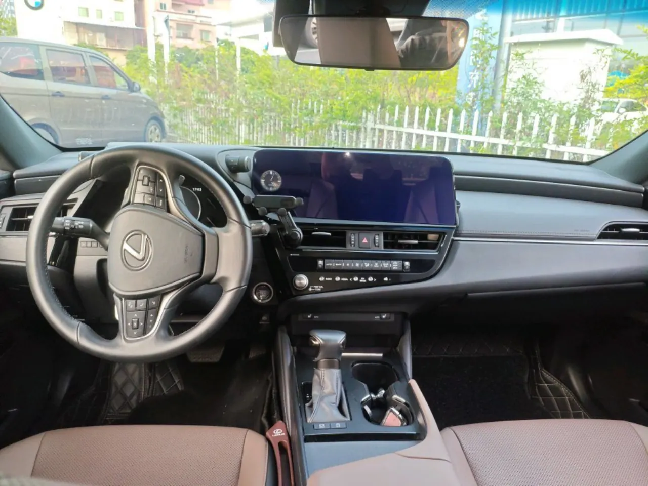 Lexus ES (Imported) 2022 ES200 2.0 Stepless Premium Edition Automatic Gear 3