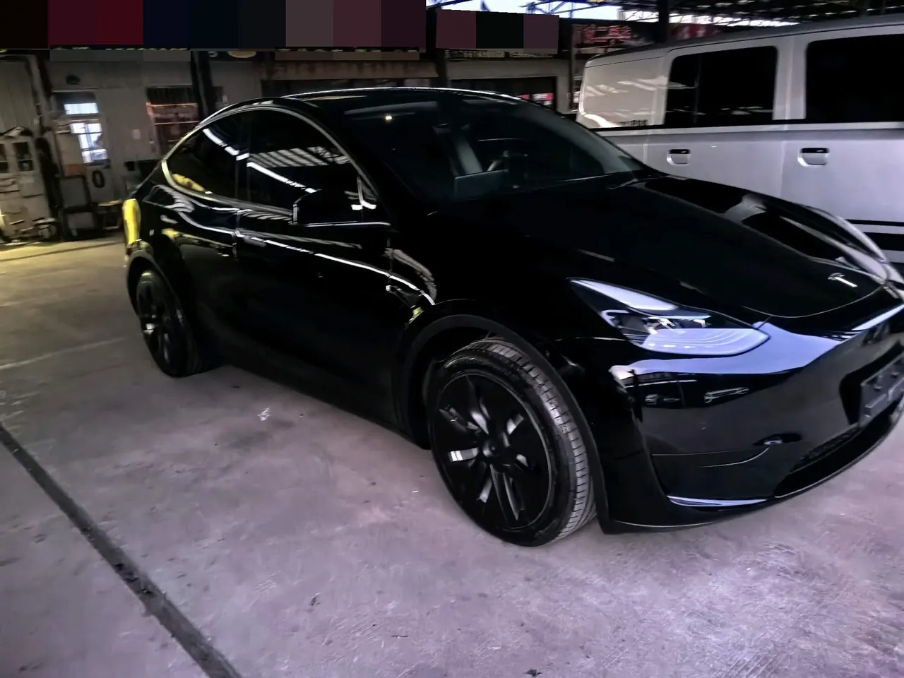 Tesla 2022 Model Y rear-wheel drive version automatic transmission 2