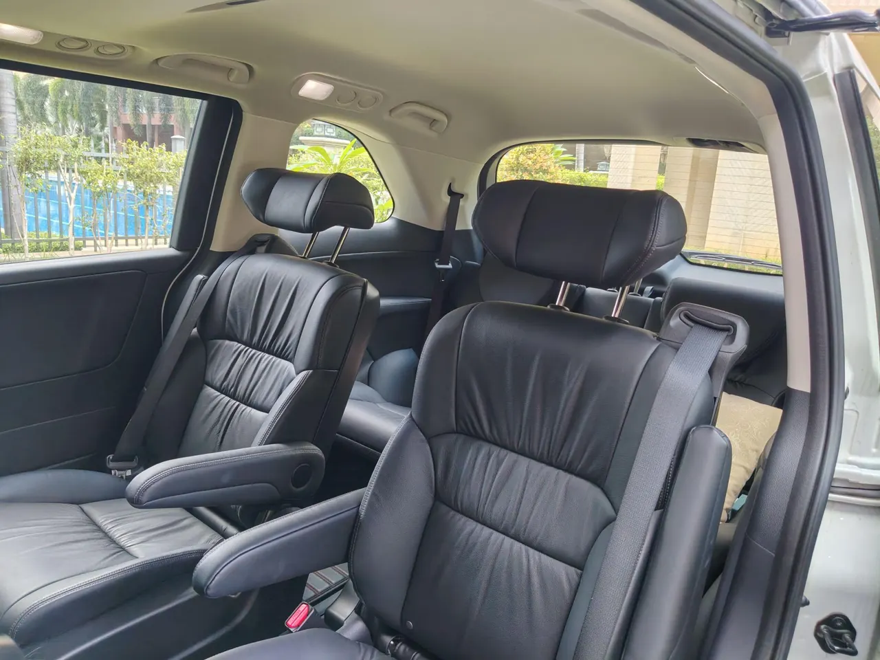 Honda 2022 Odyssey Hybrid 2.0 Stepless Sharp and Leading Edition Automatic Gear 6