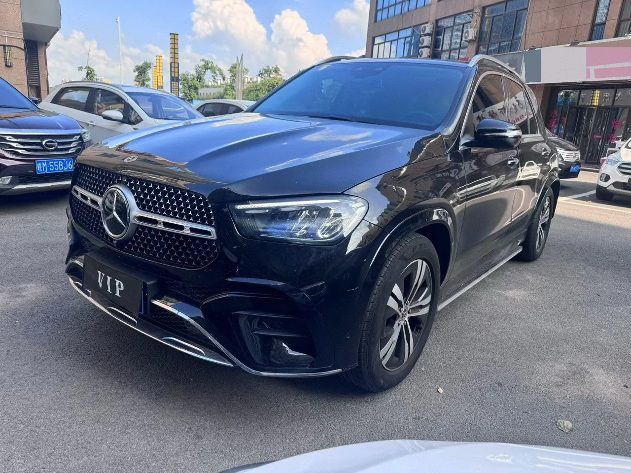 Открыть галерею: Mercedes Benz GLE (Imported) 2024 GLE 350 4MATIC 48V 2.0T Fashion Automatic Gear