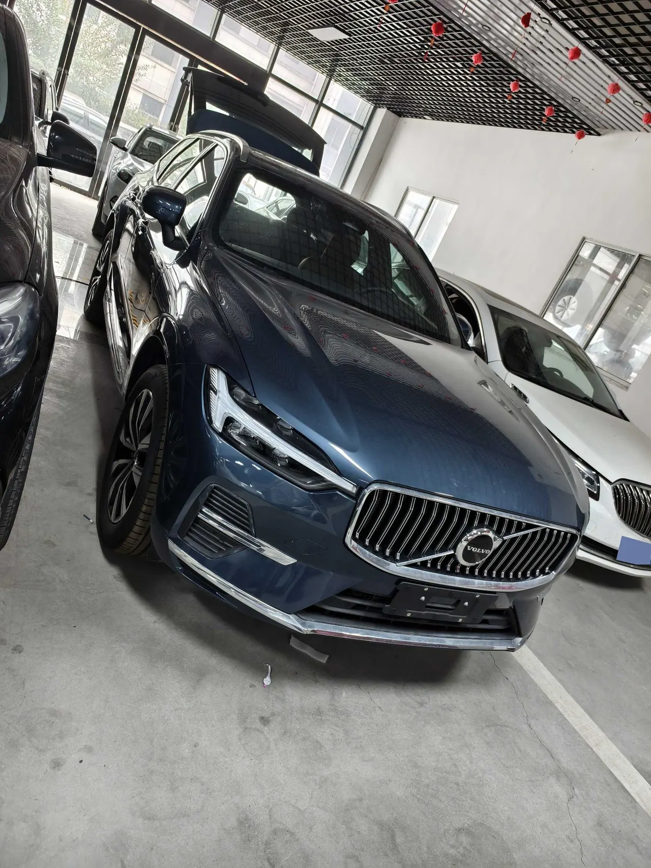 Volvo 2024 XC60 48V 2.0T B5 4-wheel drive Zhiyuan Deluxe Edition Automatic Gear 4