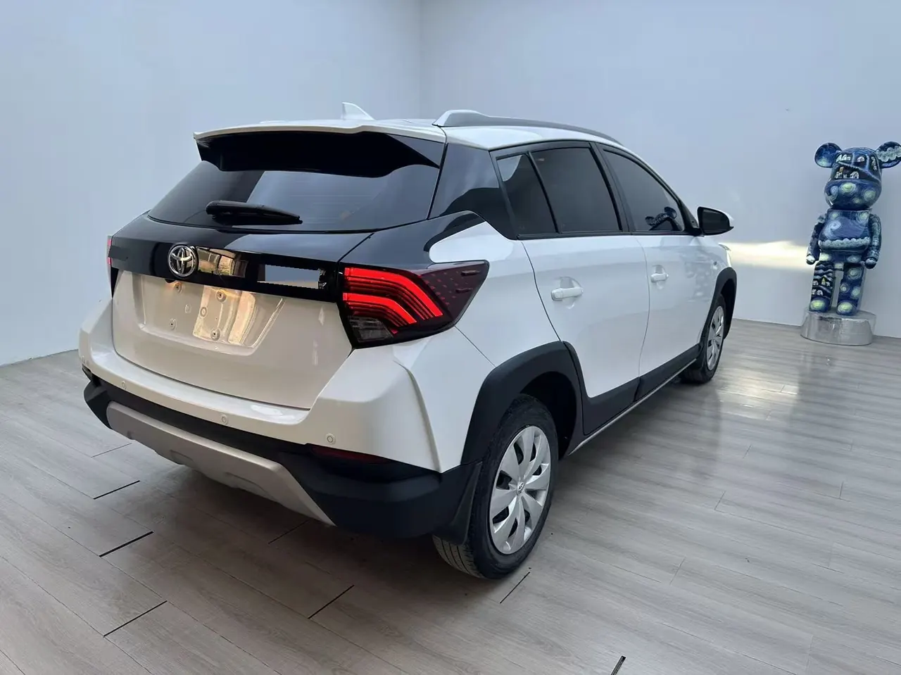 Toyota yaris 2022 YARiS L to dazzle 1.5 stepless leading PLUS version of automatic gear 4