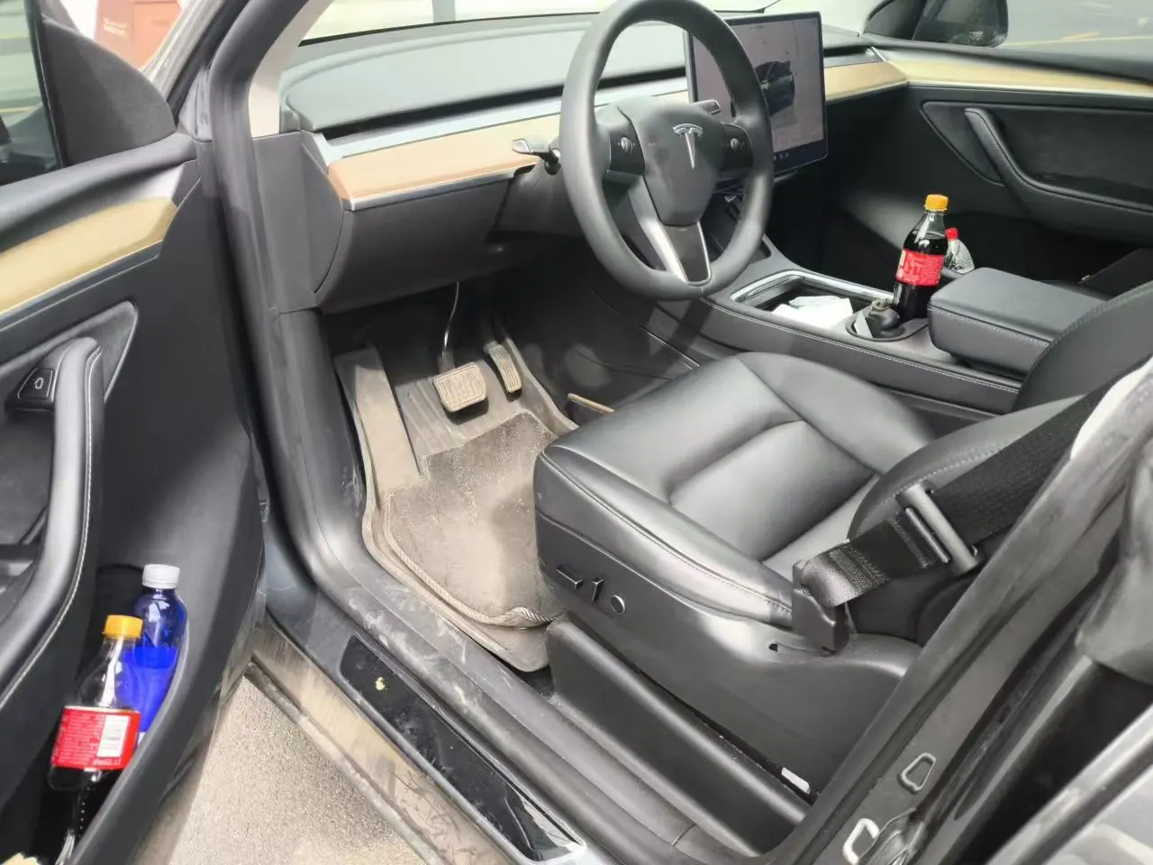 Tesla 2022 Model Y rear-wheel drive version (facelift) automatic gear 5