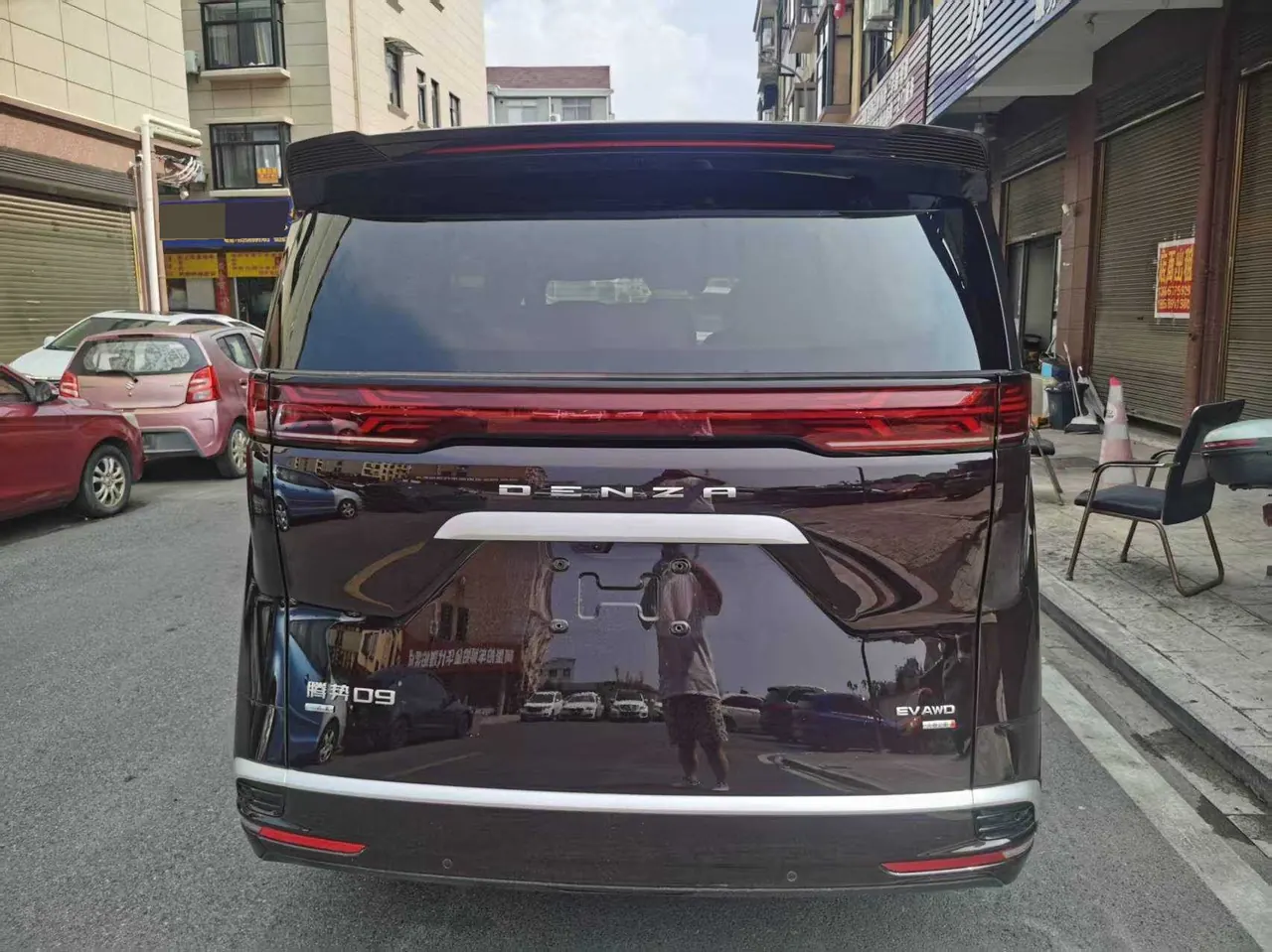 Denza 2026 Denza D9 EV four-wheel drive flash charging flagship automatic gear 7