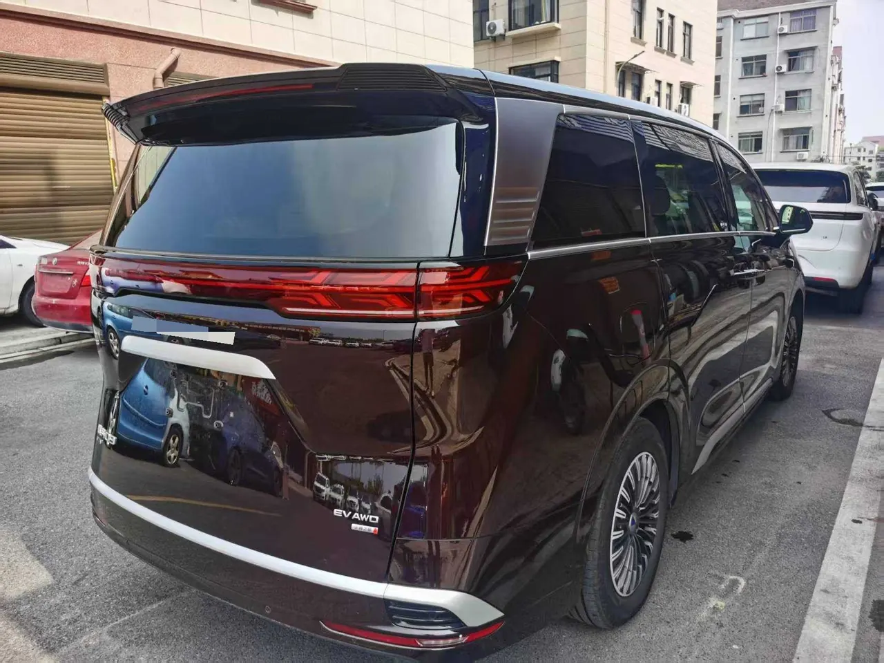 Denza 2026 Denza D9 EV four-wheel drive flash charging flagship automatic gear 9