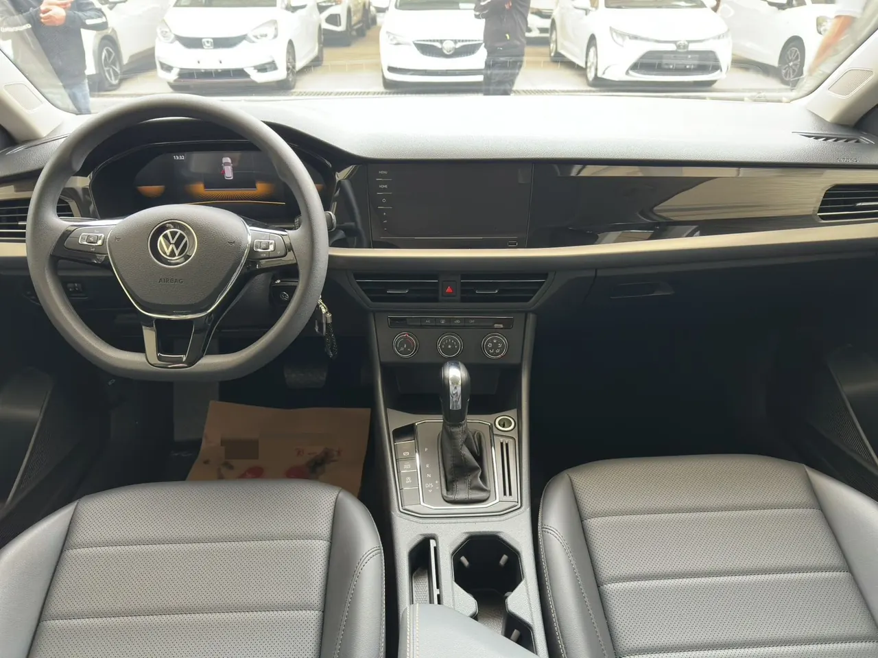 Volkswagen 2022 Lavida 1.5 Comfort Edition Automatic Gear 6