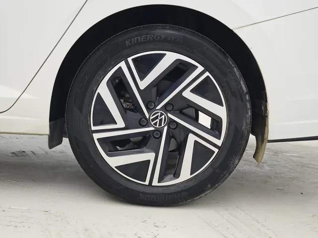 Volkswagen 2023 Sagitar 1.5TSI 300TSI Exceed Edition Automatic 13