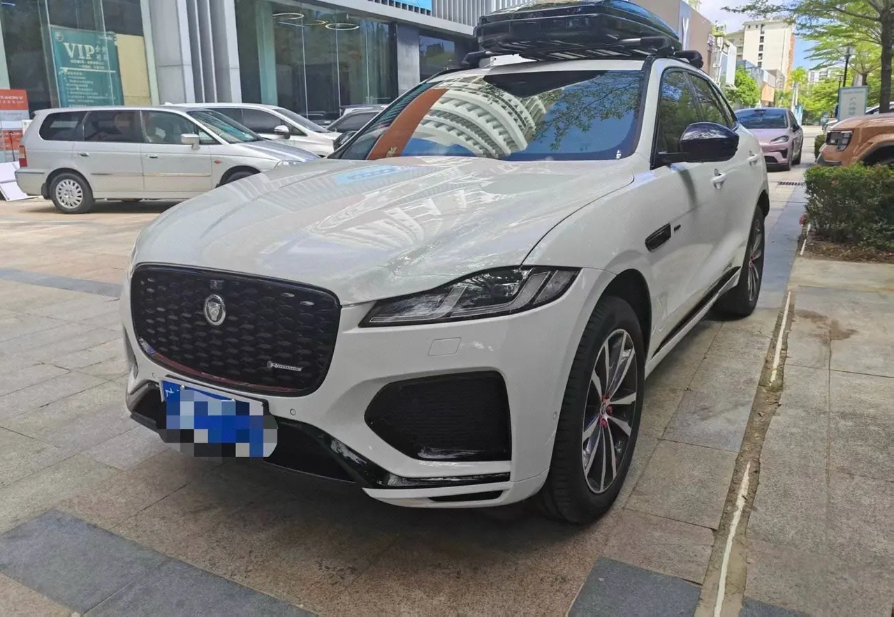 Jaguar F-PACE (Imported) 2023 F-PACE 2.0T P250 R-Dynamic BLACK Automatic Gear - View 1