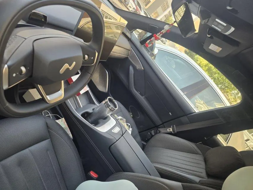 ONVO 2024 L60 60kwh rear drive version automatic gear 4