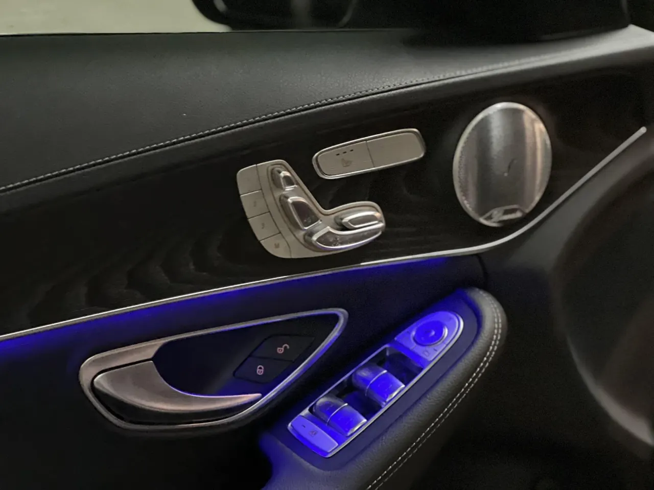 Mercedes Benz Class C 2021 C 260 L 48V 1.5T Sports Star Yao Zhen Tibetan Edition Automatic Gear 9