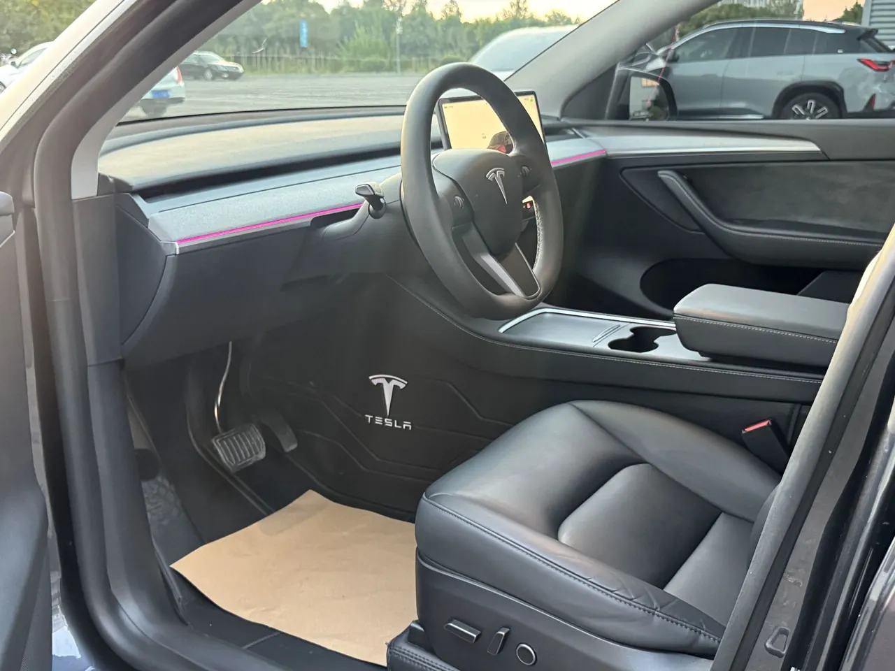 Tesla 2024 Model Y rear-wheel drive version automatic transmission 4