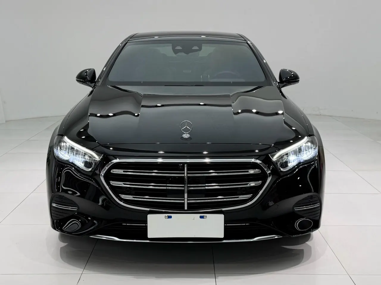 Mercedes Benz E Class 2025 E 300 L 48V 2.0T Luxury Automatic Gear 2
