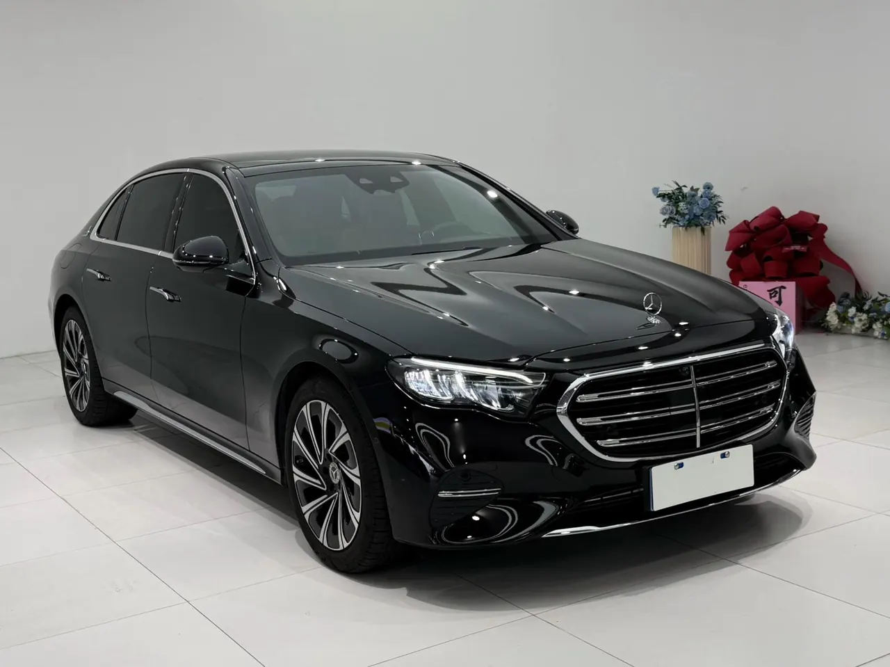 Mercedes Benz E Class 2025 E 300 L 48V 2.0T Luxury Automatic Gear 3