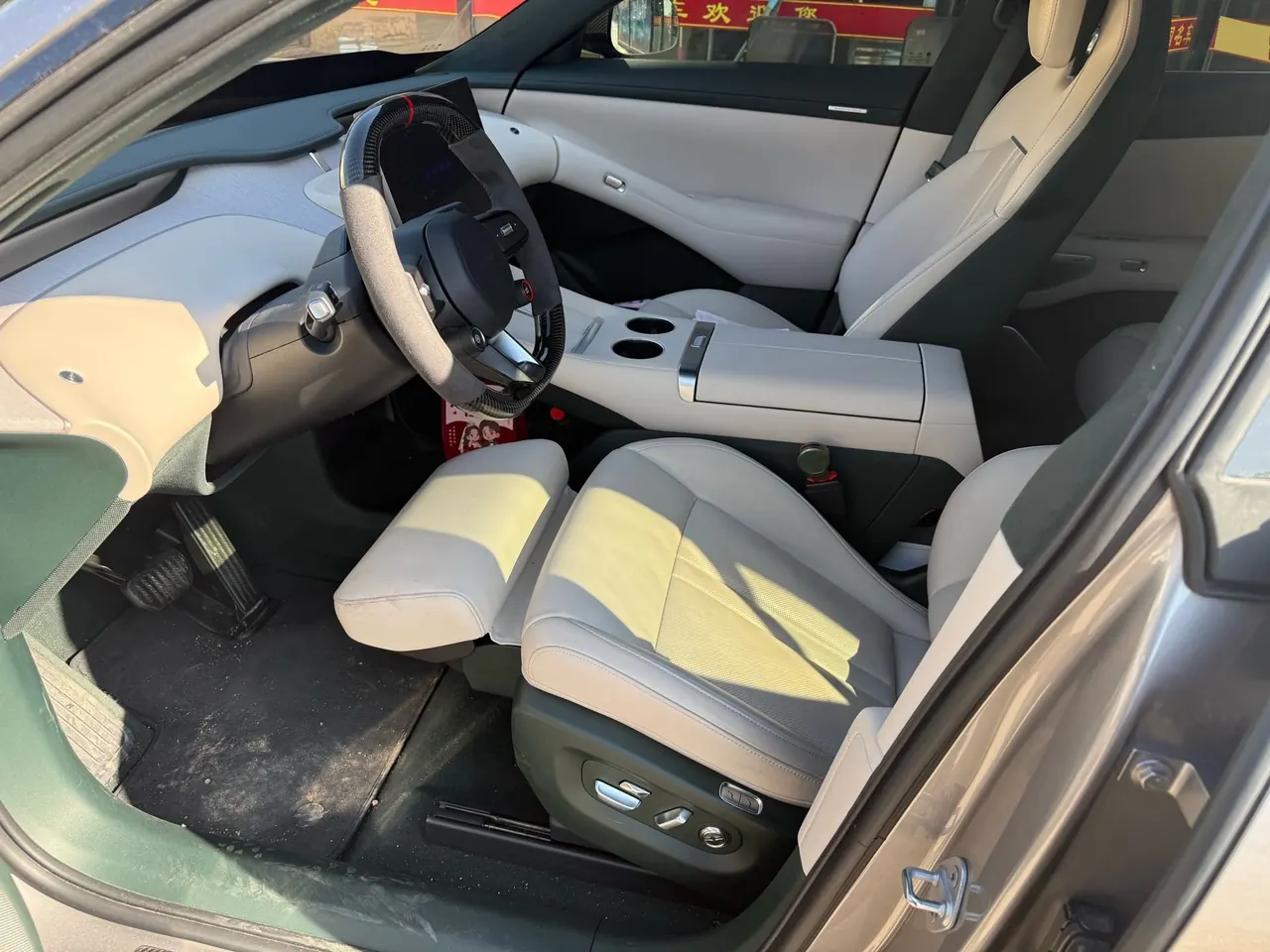 MI 2025 YU7 Long Endurance High Performance Four-wheel Drive Max Edition Automatic Gear 9