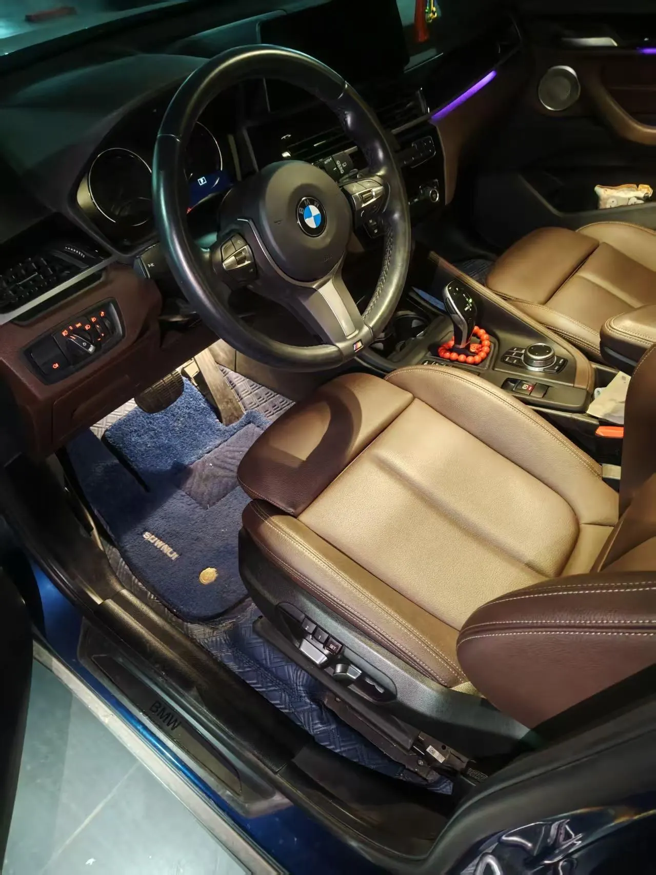 BMW 2021 X1 sDrive25Li 2.0T Leading Automatic Gear 2