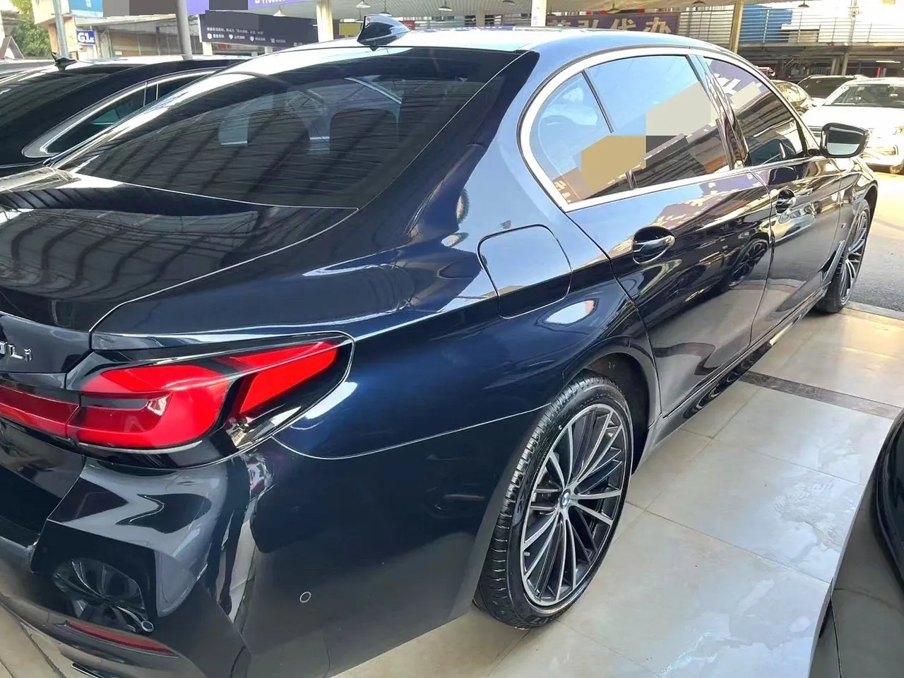BMW 5 Series 2021 530Li 2.0T Leading M Sports Suit Automatic Gear 4