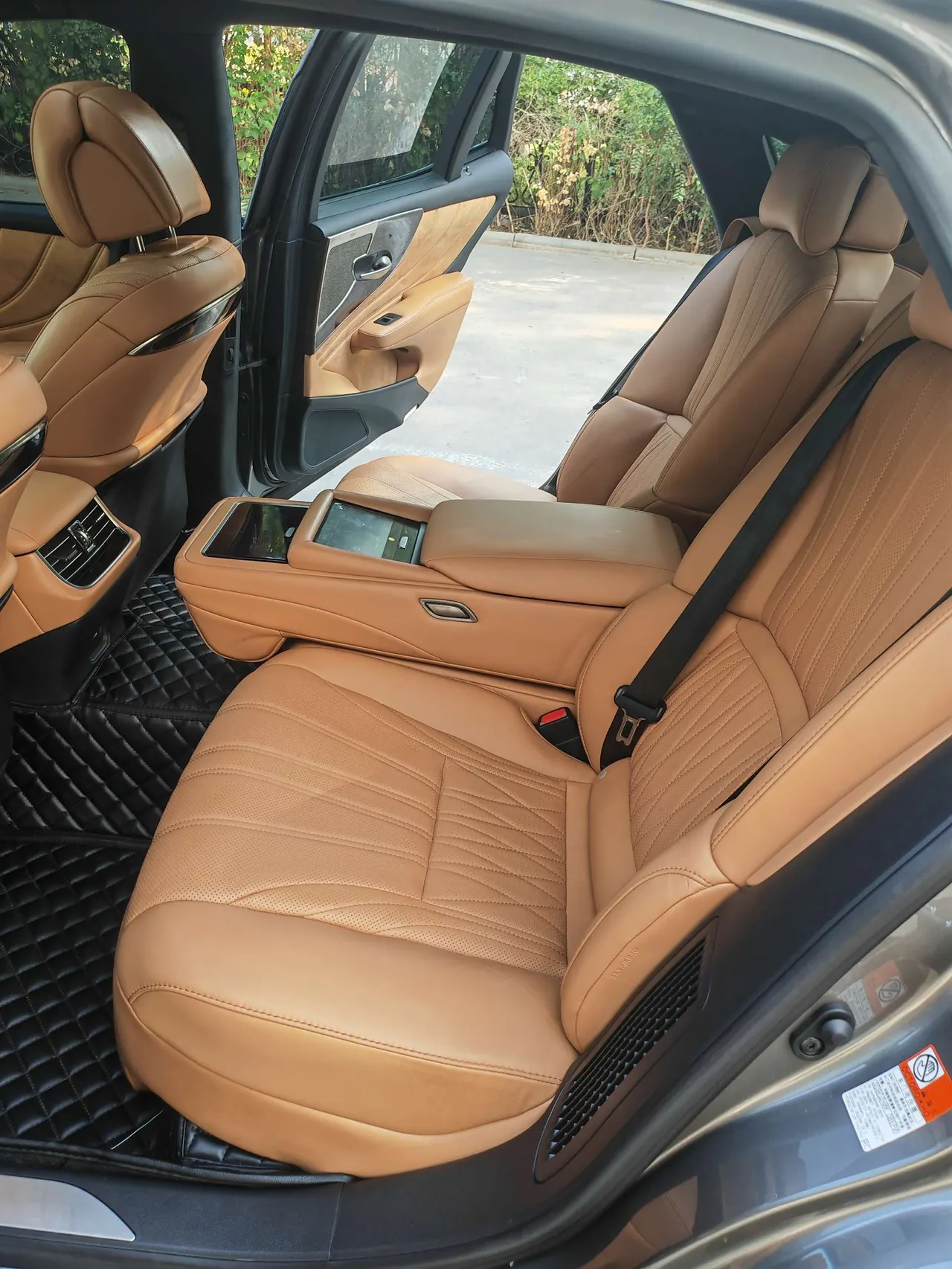 Rexas LS (Imported) 2021 LS500h 3.5 Level/Automatic Administrative Edition Automatic Gear 6