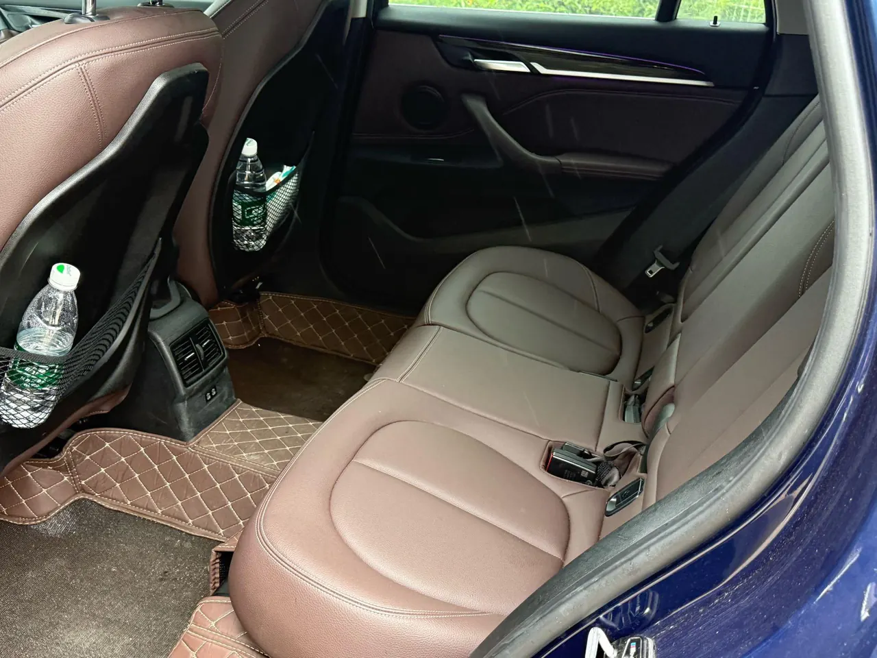 BMW 2020 X1 xDrive25Li 2.0T exclusive automatic gear 3
