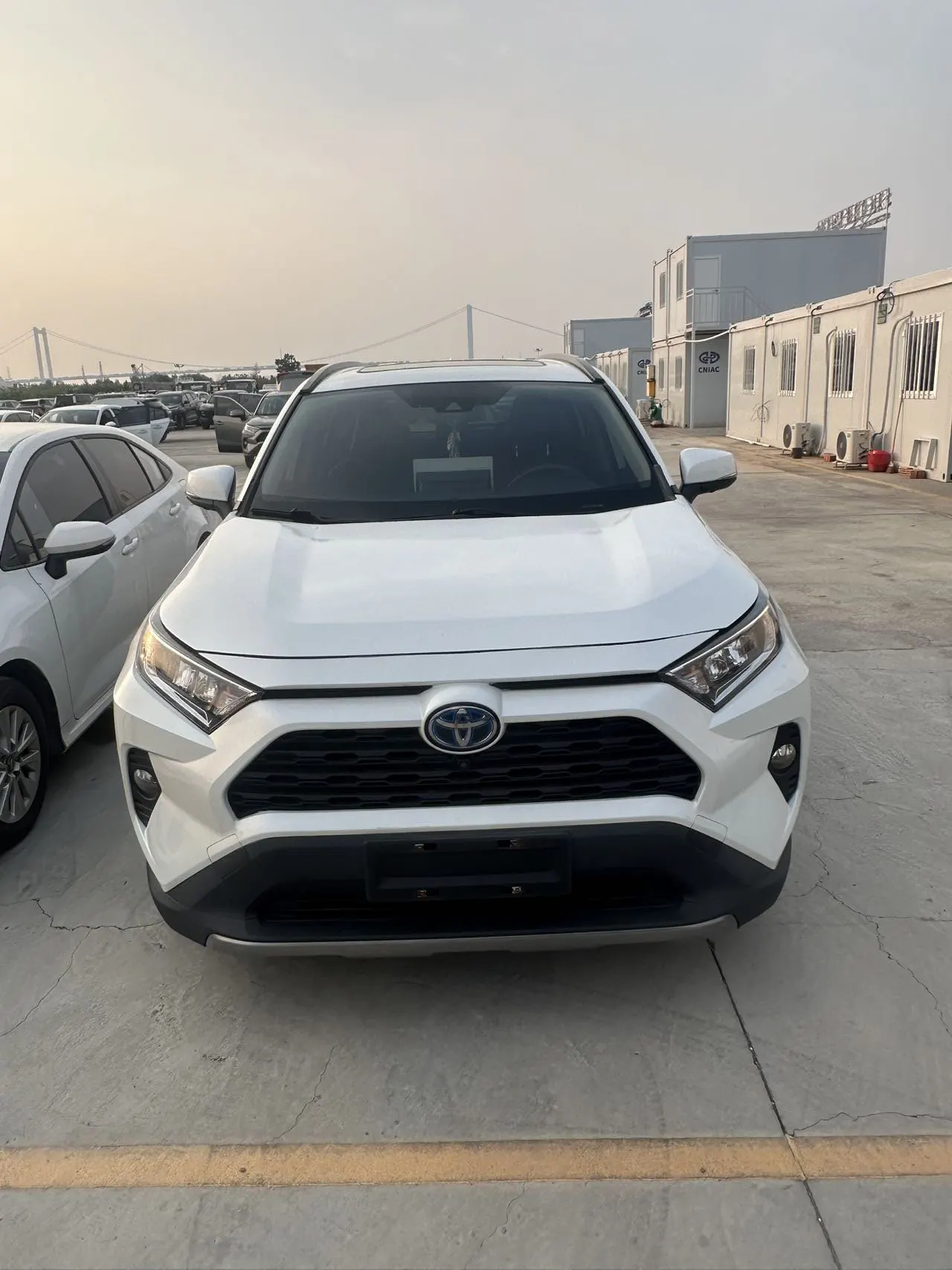 Toyota 2021 RAV4 Rongfang Double Engine 2.5 Stepless Four-wheel Drive Elite PLUS Edition Automatic Gear 2