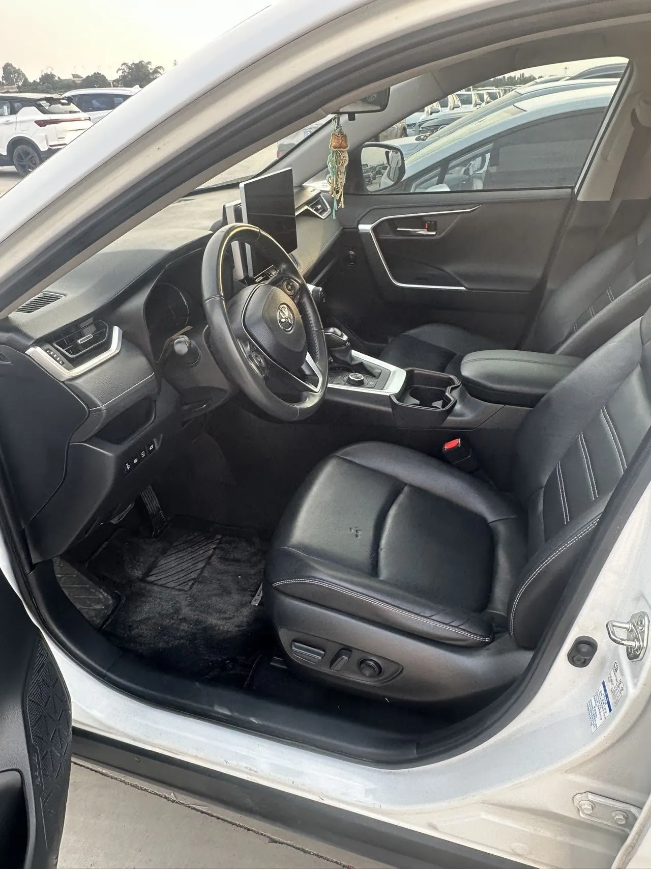 Toyota 2021 RAV4 Rongfang Double Engine 2.5 Stepless Four-wheel Drive Elite PLUS Edition Automatic Gear 3