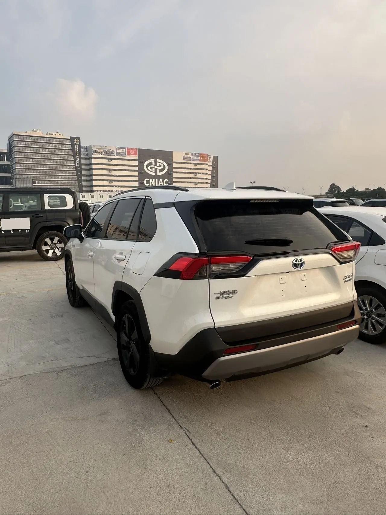 Toyota 2021 RAV4 Rongfang Double Engine 2.5 Stepless Four-wheel Drive Elite PLUS Edition Automatic Gear 7