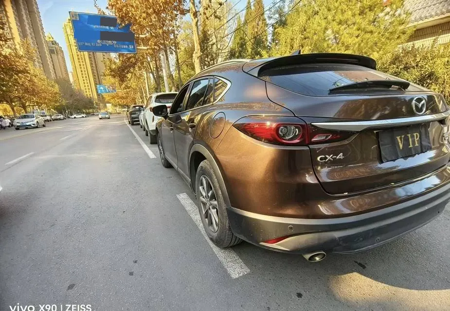 Mazda 2020 CX-4 100.00g Drive Blue Sky Grade Edition Automatic Gear 3
