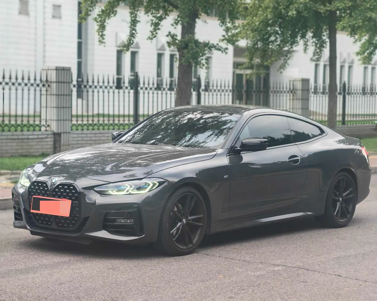 BMW 4 Series (Imported) 2023 425i Coupe 2.0T M Sports Obsidian Night Suit Automatic Gear 3