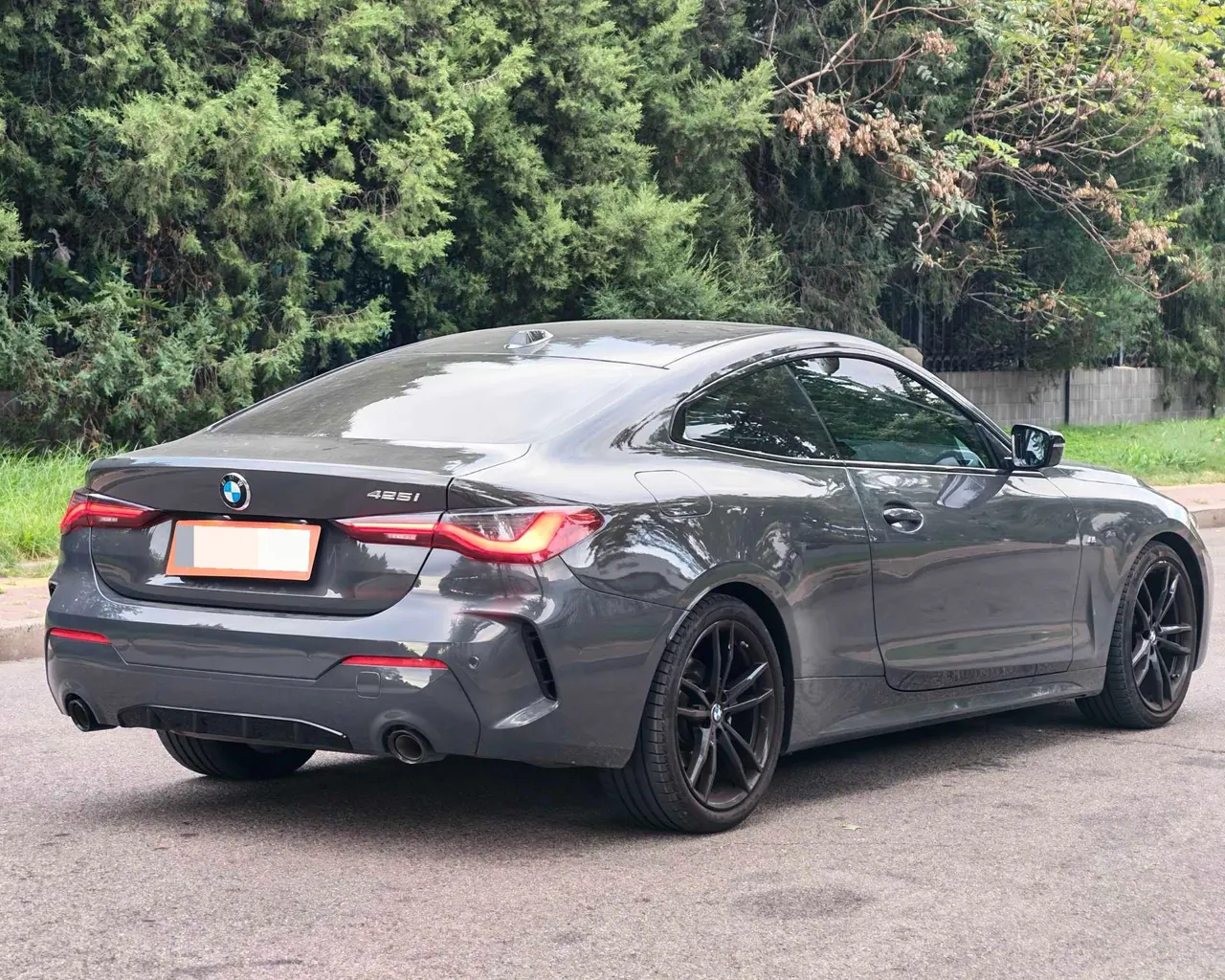 BMW 4 Series (Imported) 2023 425i Coupe 2.0T M Sports Obsidian Night Suit Automatic Gear 9