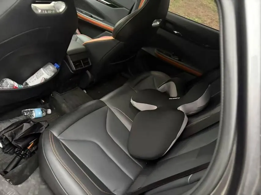 ChangAn 2024 UNI-V 1.5T High Energy Edition Automatic Gear 3
