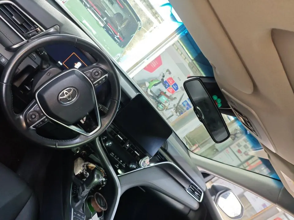 Toyota 2021 Camry 2.5G Deluxe Edition Automatic Gear 4