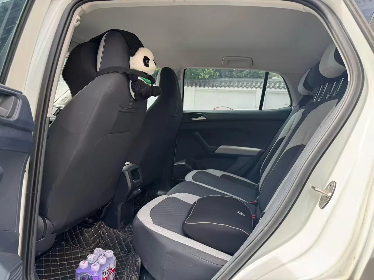 Volkswagen 2025 Tuyue Xinrui 1.5 Ruijin Edition Automatic Gear 3