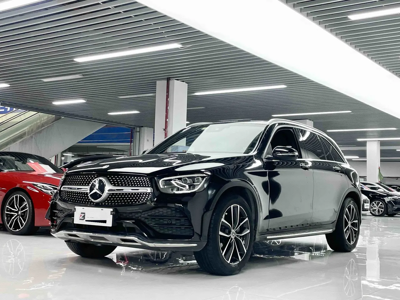 Открыть галерею: Mercedes Benz 2020 GLC 300 L 4MATIC 2.0T Dynamic (Modified) Automatic Gear