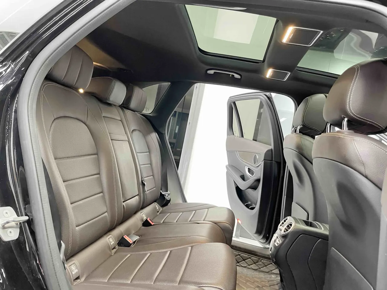 Mercedes Benz 2020 GLC 300 L 4MATIC 2.0T Dynamic (Modified) Automatic Gear 8