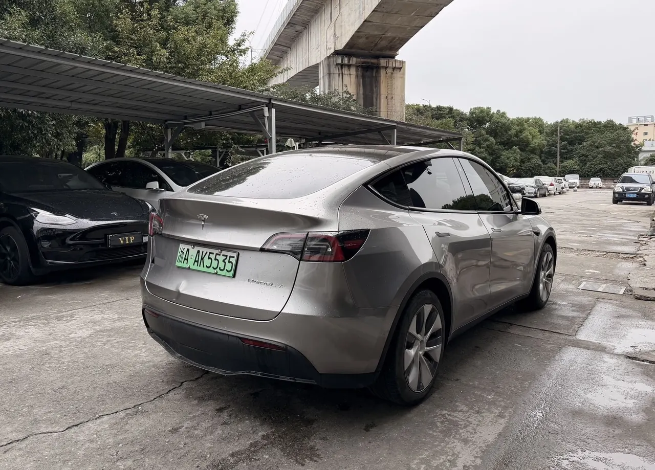 Tesla 2022 Model Y rear-wheel drive version (facelift) automatic gear 6