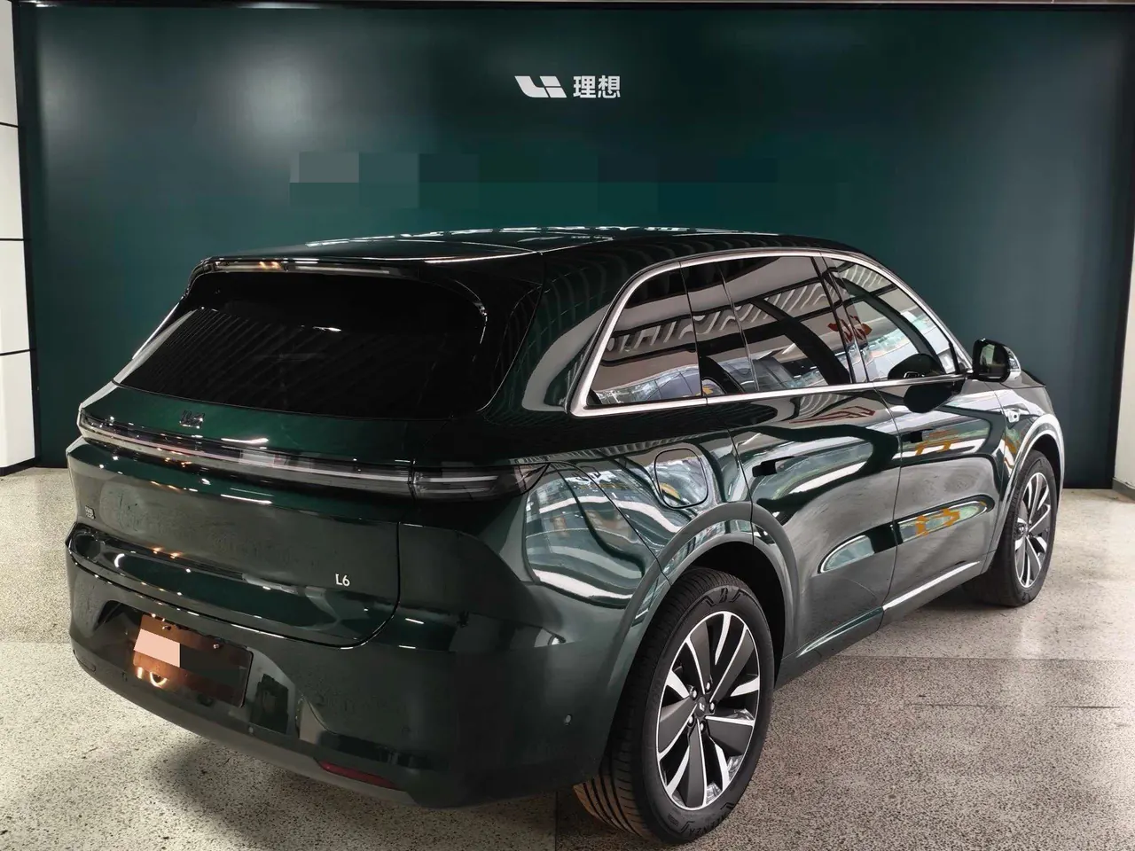 Li 2025 L6 Max Intelligent Rejuvenation New Edition Automatic Gear 3
