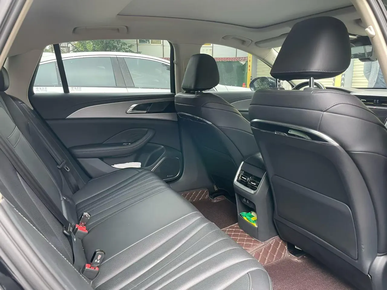 HongQi 2023 H5 2.0T Zhilian Flag Edition Automatic Gear 4