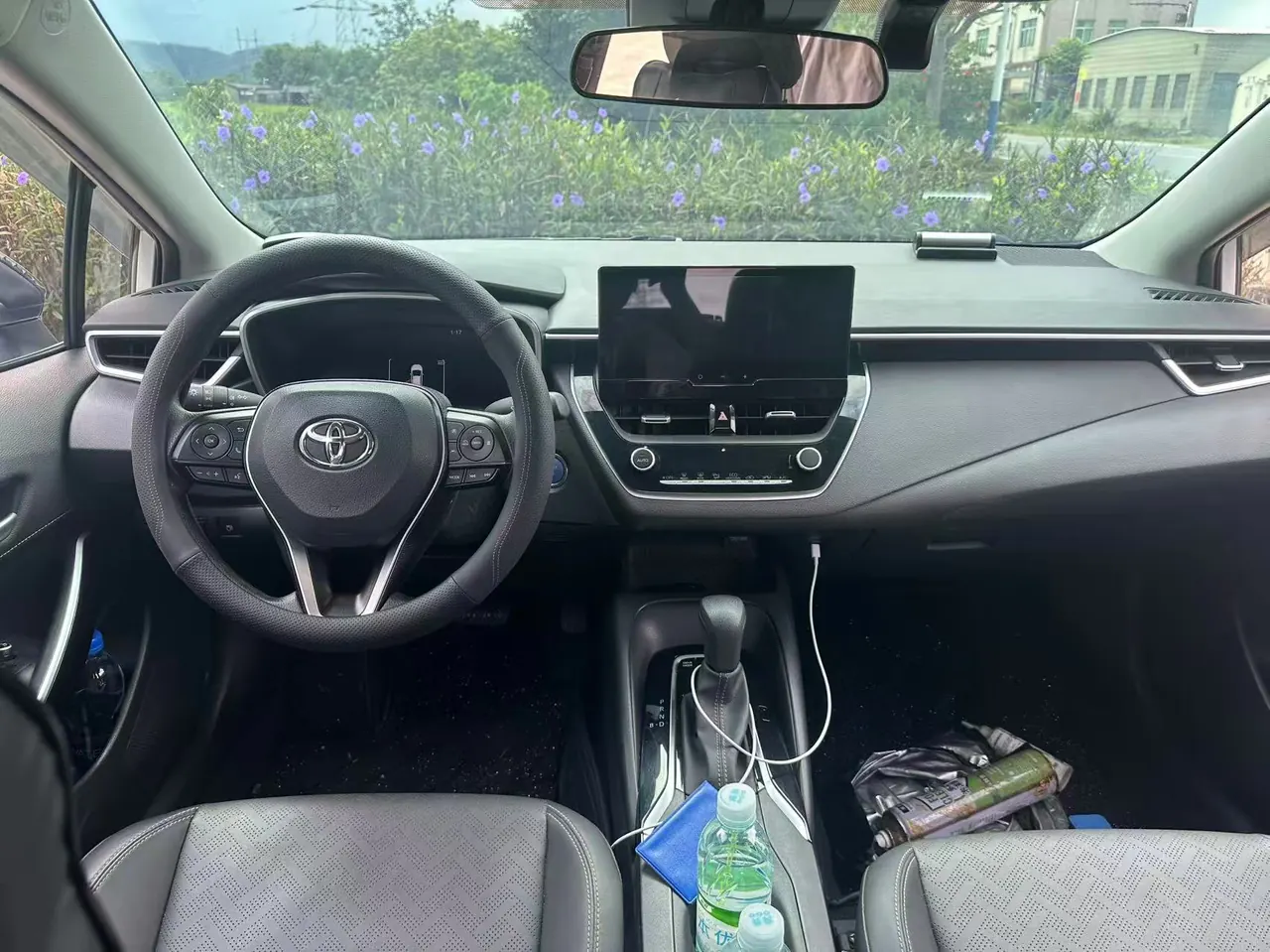 Toyota 2023 Lei Ling Shuangqing 1.8 Stepless Intelligent Electric Hybrid Sports Edition Automatic Gear 4