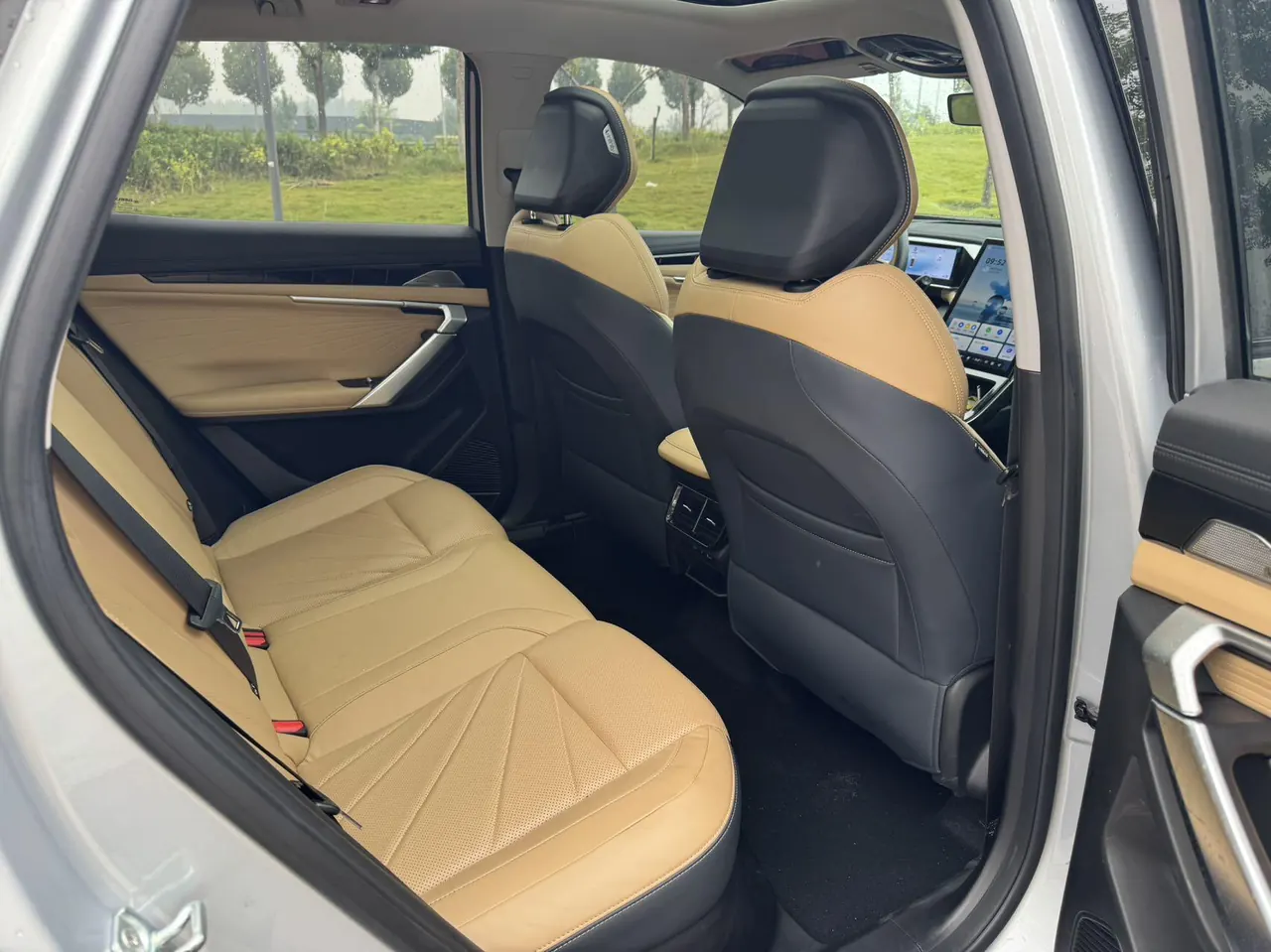 Geely 2023 Boyue L 2.0TD Flagship Automatic Gear 13