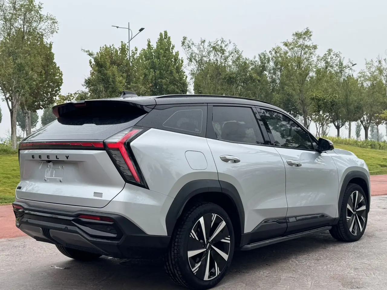 Geely 2023 Boyue L 2.0TD Flagship Automatic Gear 4