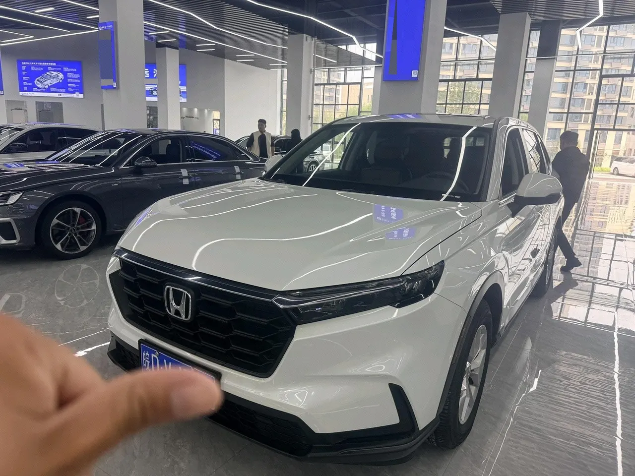 Open image lightbox: Honda 2023 CR-V 1.5T Stepless 240TURBO Two-Drive Enliveness Edition Automatic Gear